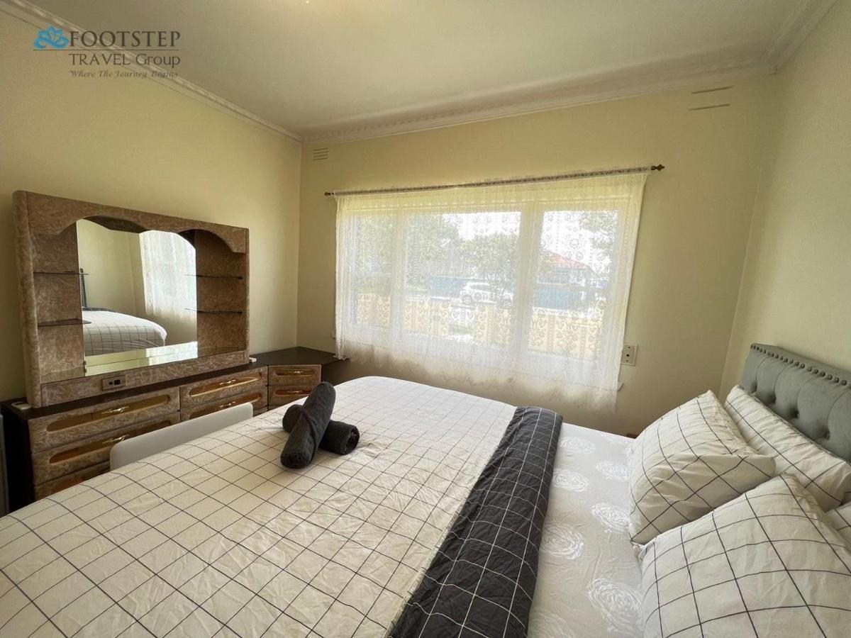 Cosy 4Br Home 15 Minutes Away From Melbourne Airport St Albans Esterno foto