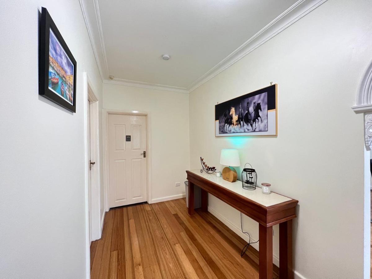 Cosy 4Br Home 15 Minutes Away From Melbourne Airport St Albans Esterno foto