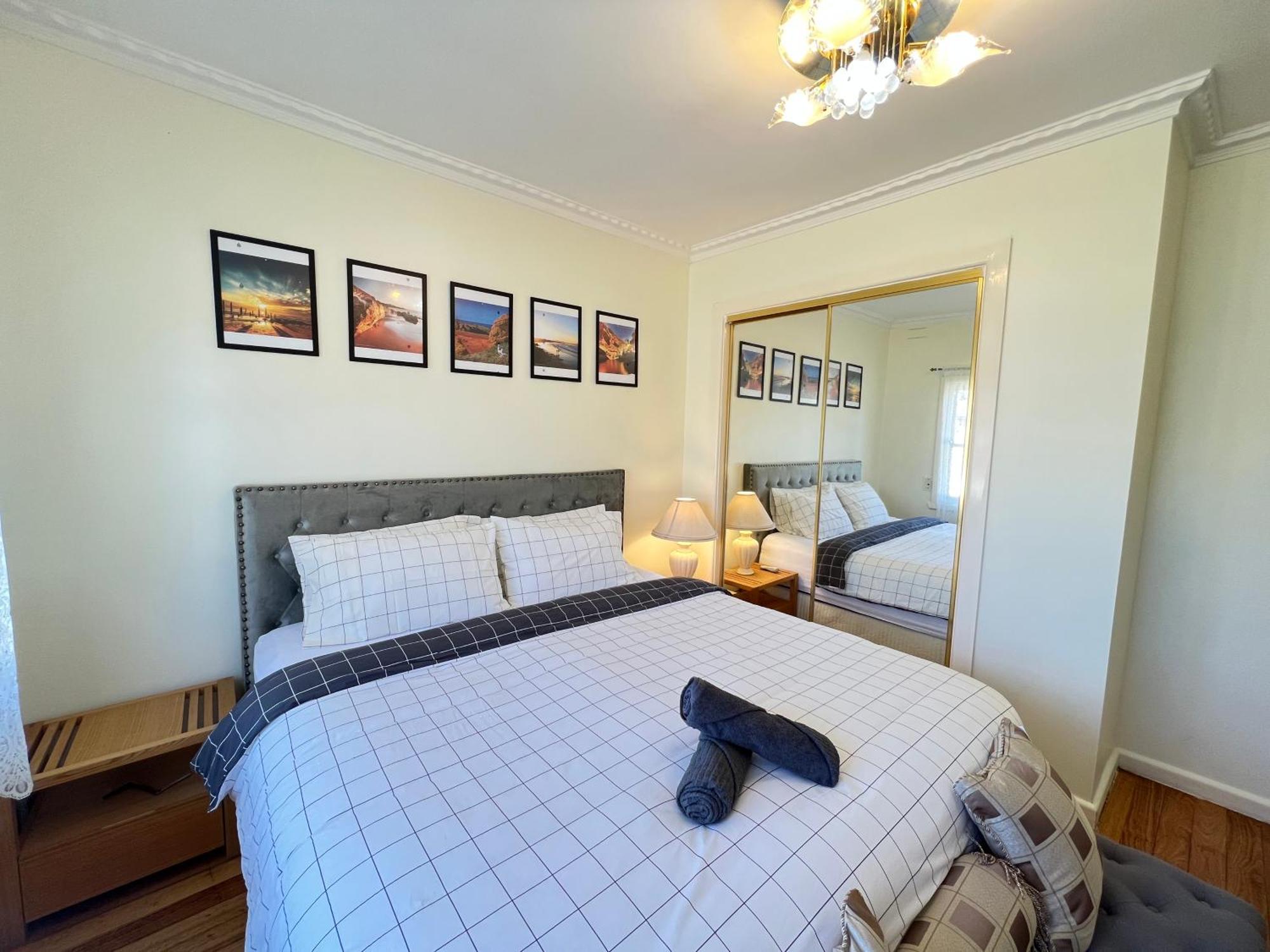 Cosy 4Br Home 15 Minutes Away From Melbourne Airport St Albans Esterno foto