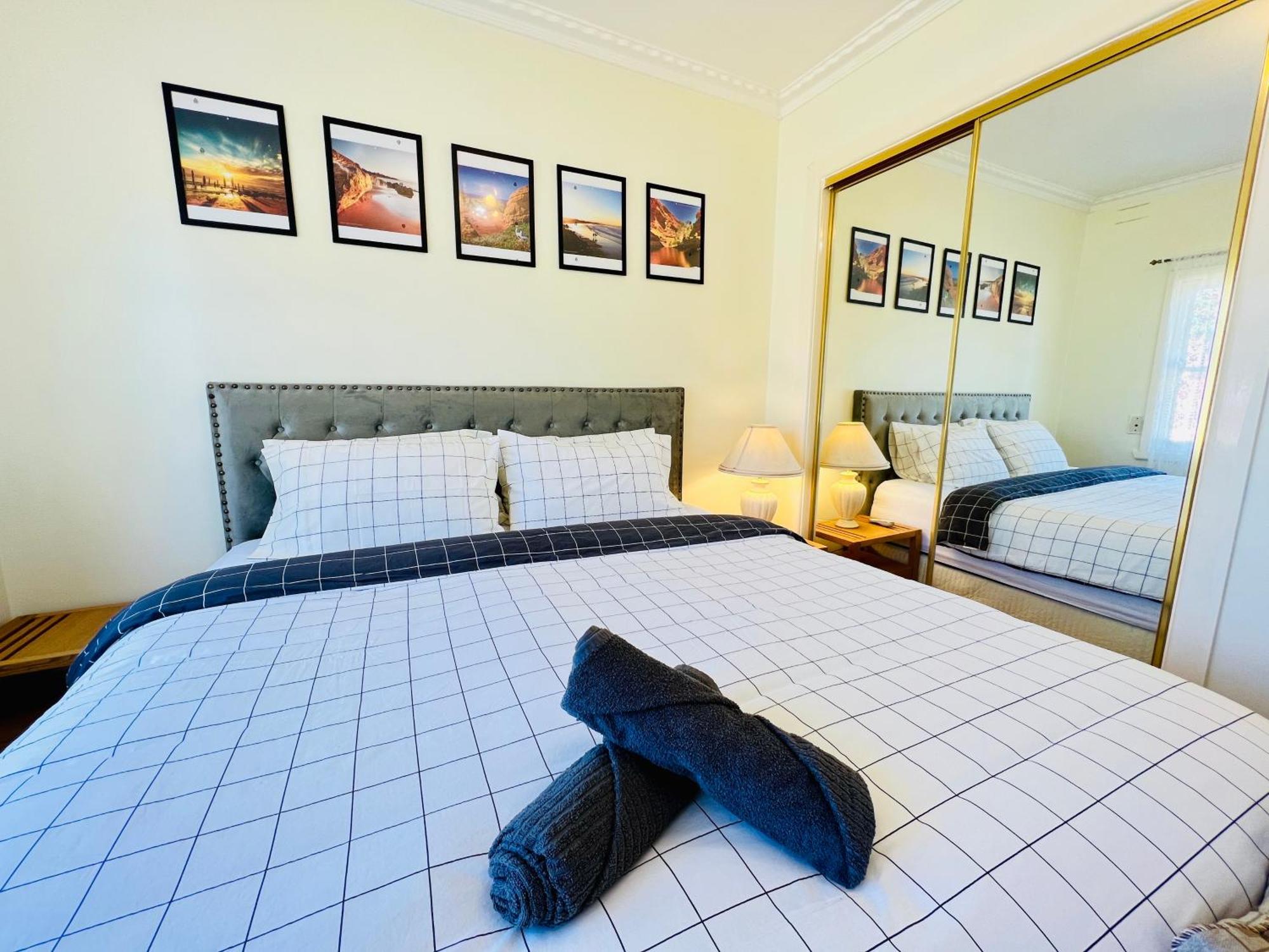 Cosy 4Br Home 15 Minutes Away From Melbourne Airport St Albans Esterno foto