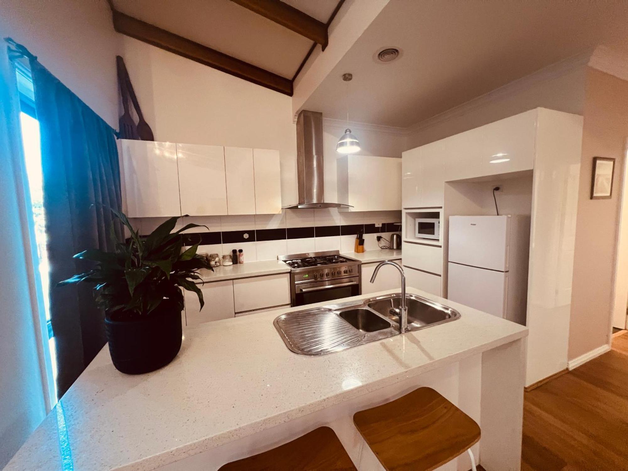Cosy 4Br Home 15 Minutes Away From Melbourne Airport St Albans Esterno foto
