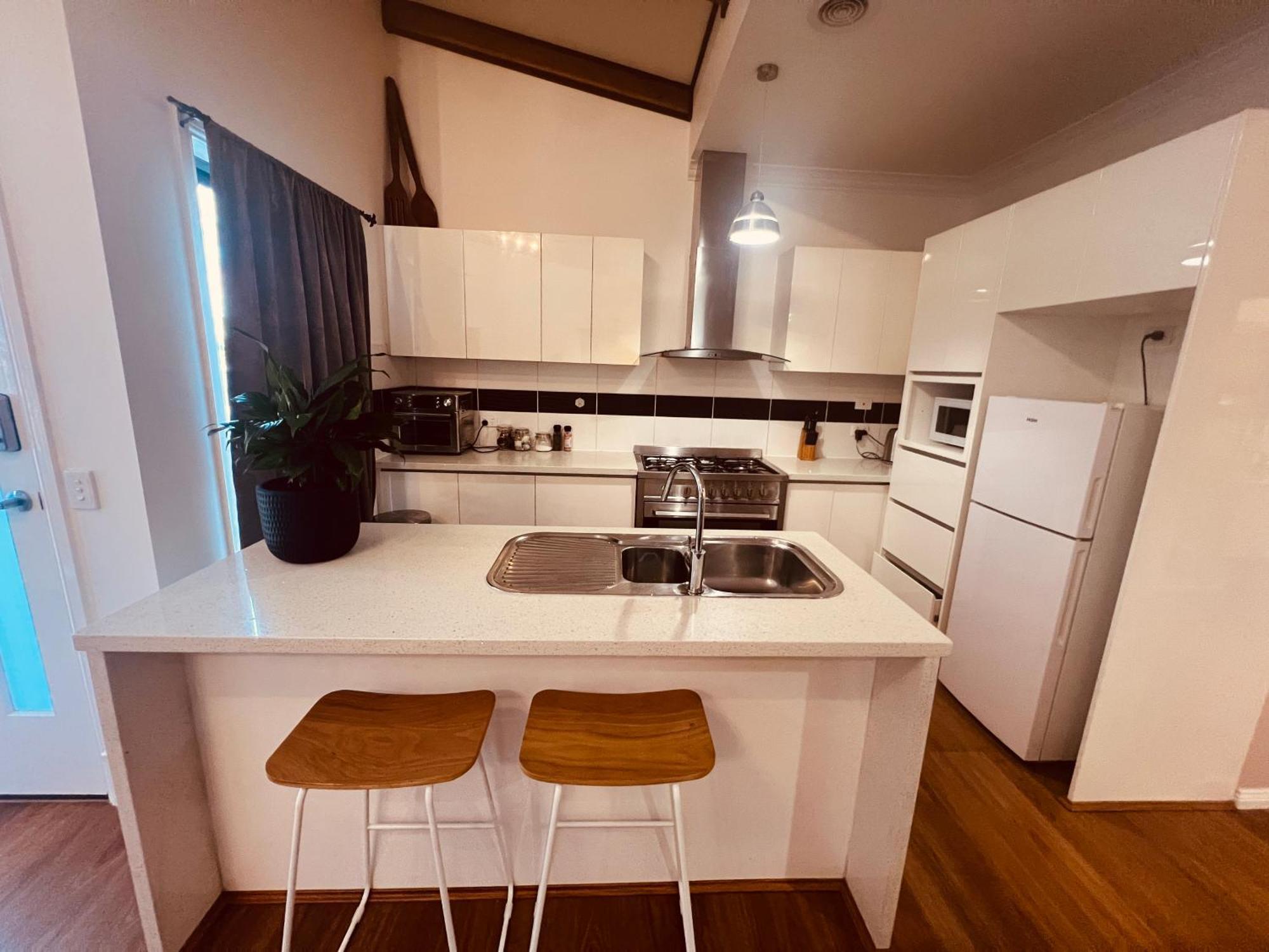 Cosy 4Br Home 15 Minutes Away From Melbourne Airport St Albans Esterno foto